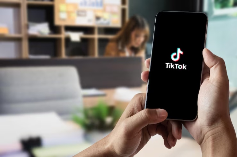 Benefits of Using TikTok Watermark Remover Tools