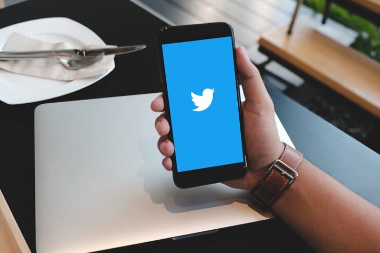 What Are The Benefits Of A Private Twitter Account?