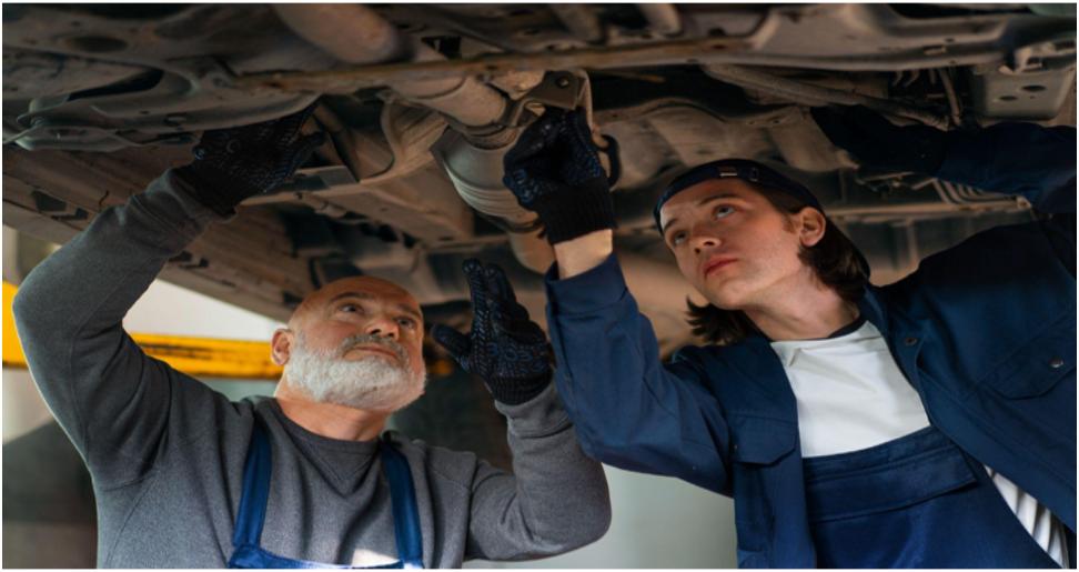 Guaranteeing Vehicle Life span: The Significance of Expert Tire Changes and Particular Repairs