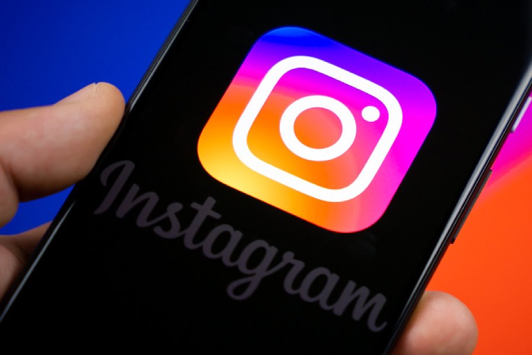 Benefits of Instagram's Dark Mode